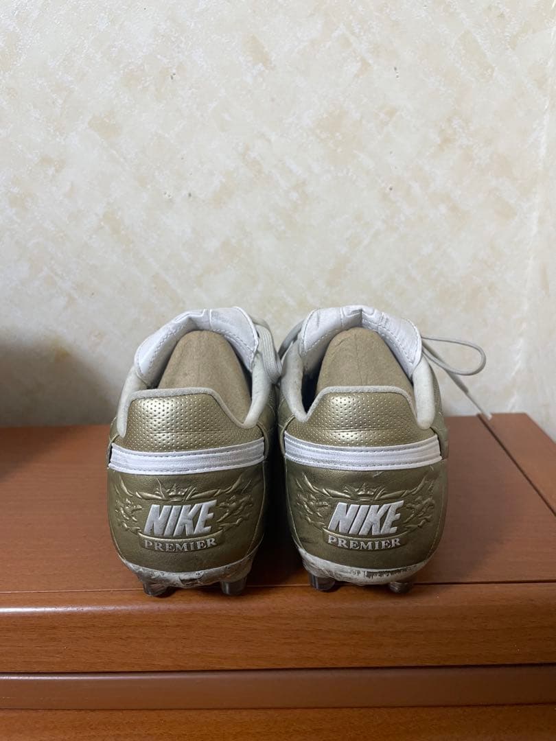 ノゾエ。Nike Premier ゴールド スパイク