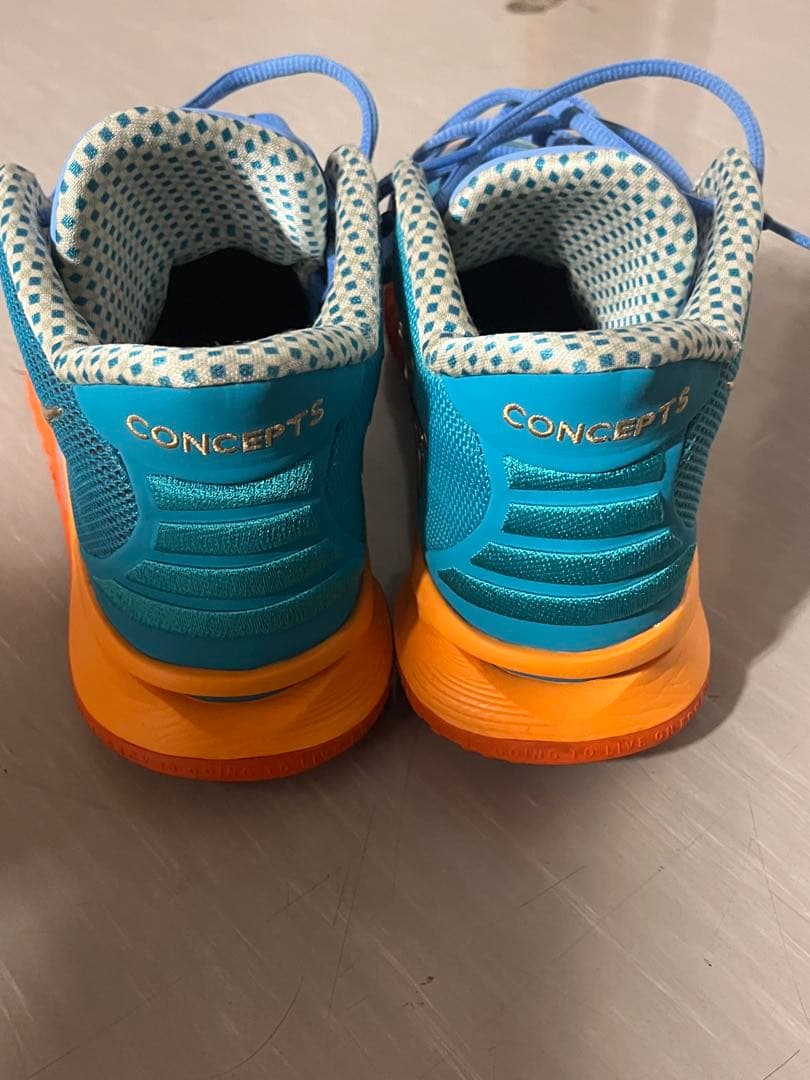 Nike Kyrie 6 CONCEPTS 青/オレンジ