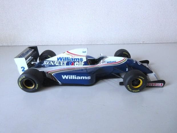 特価 MINICHAMPS 1/18 ウィリアムス ルノー FW16C A.セナ
