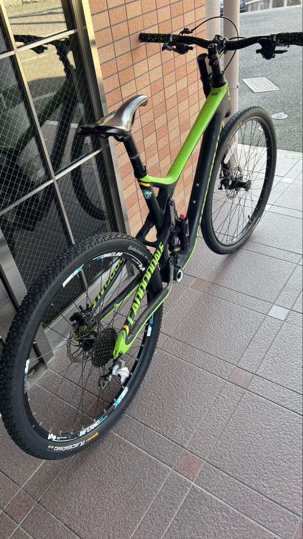 あみキャノンデール　Trigger カーボン　27.5 lefty