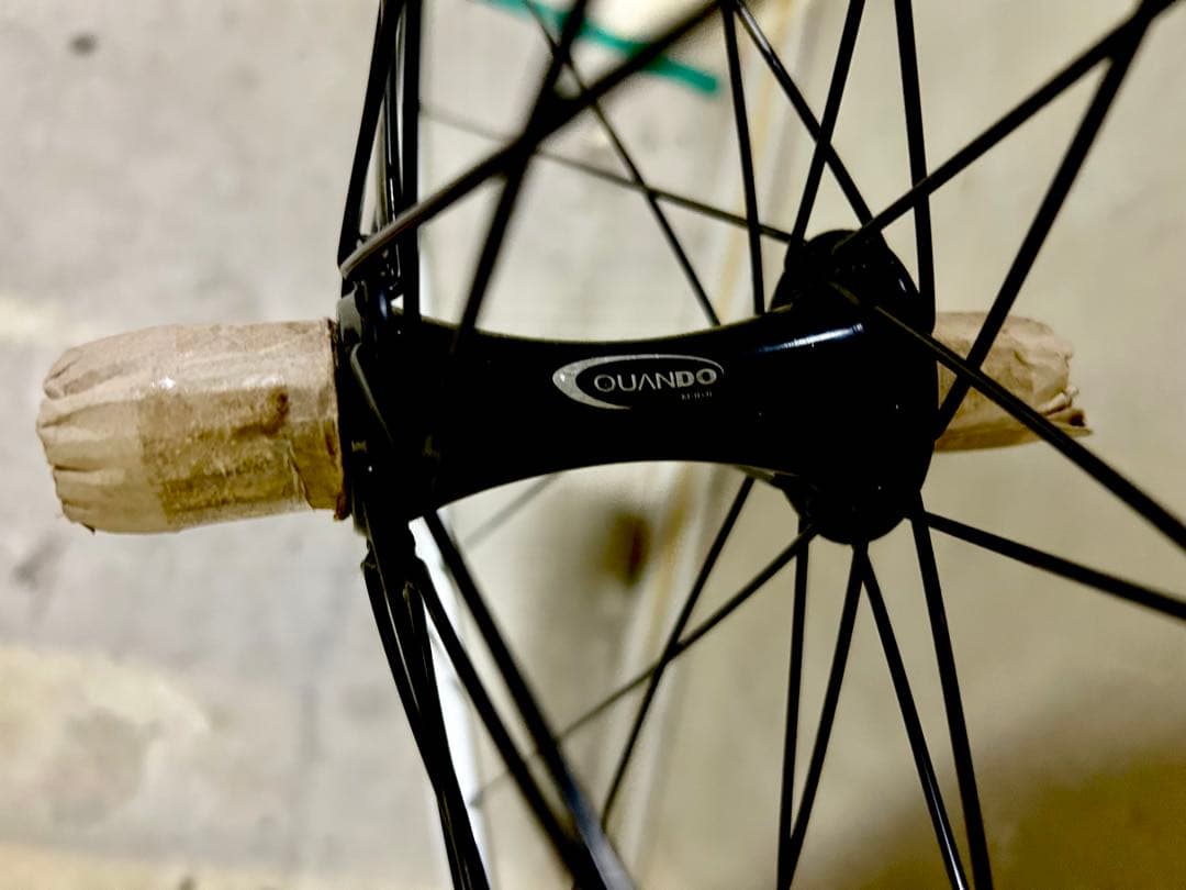 ◆FUN前輪ホイール 新品◆ホワイトでカッコいい！重量1.44kg