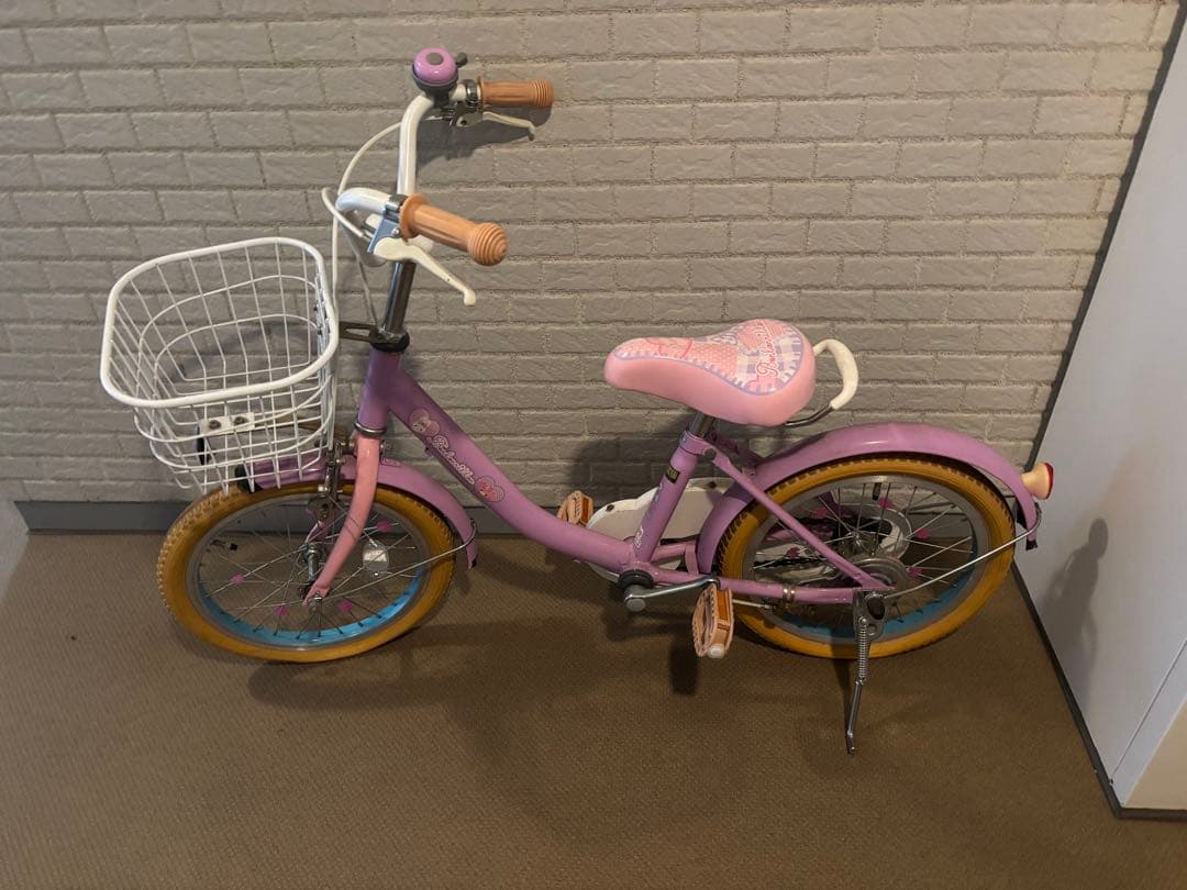 ボンボンリボンちゃん　16インチ　ピンクの幼児用自転車 キャラクター付き