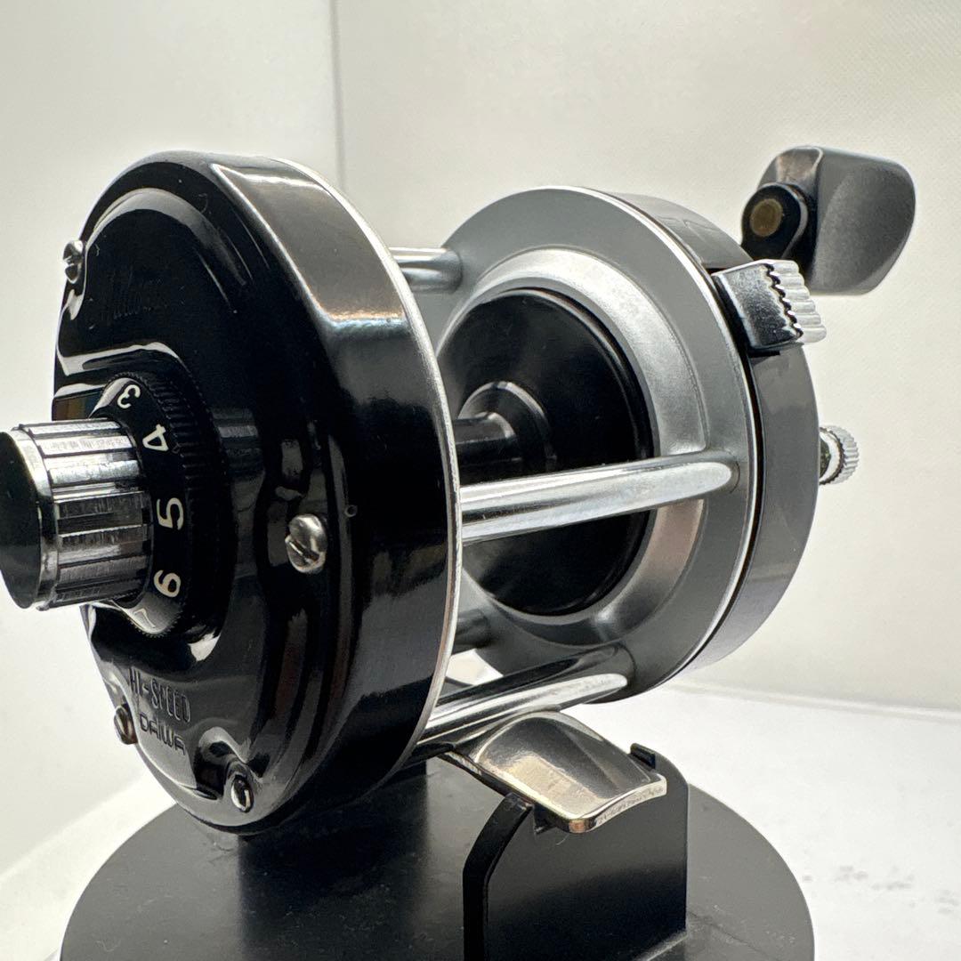 Daiwa ミリオネア3Ｈベイトリール 専用袋付き