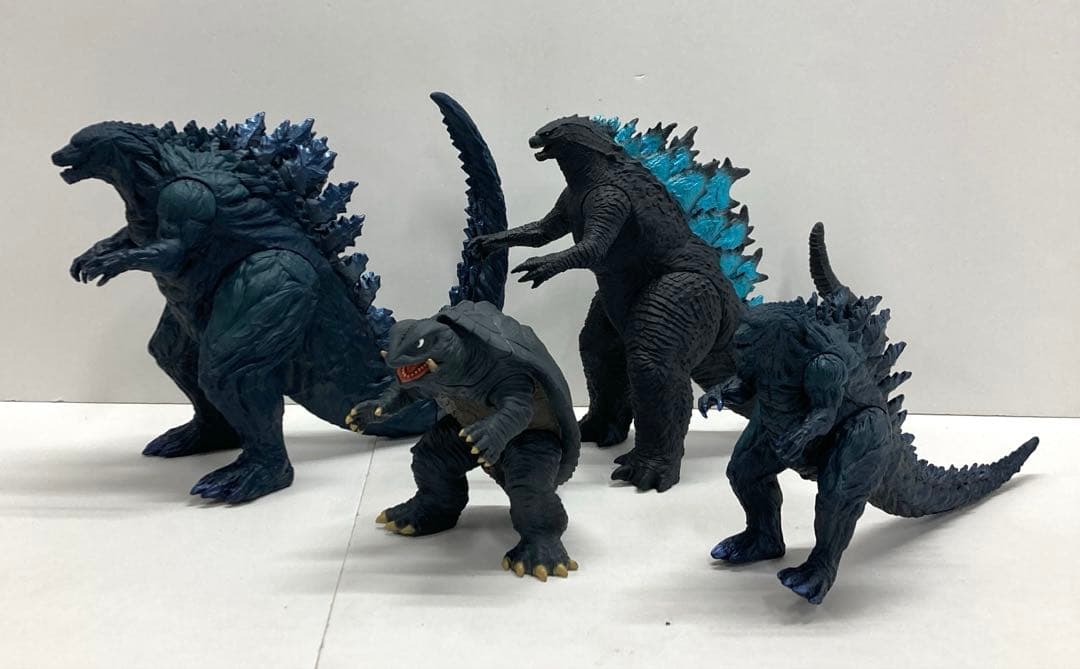 ゴジラ　ガメラ　フィギュア　4体セット　30260403J05M