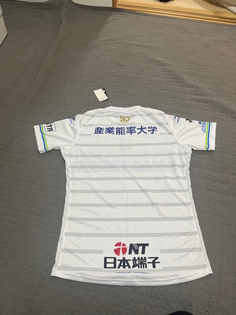 2018 湘南ベルマーレ　アウェイユニフォーム