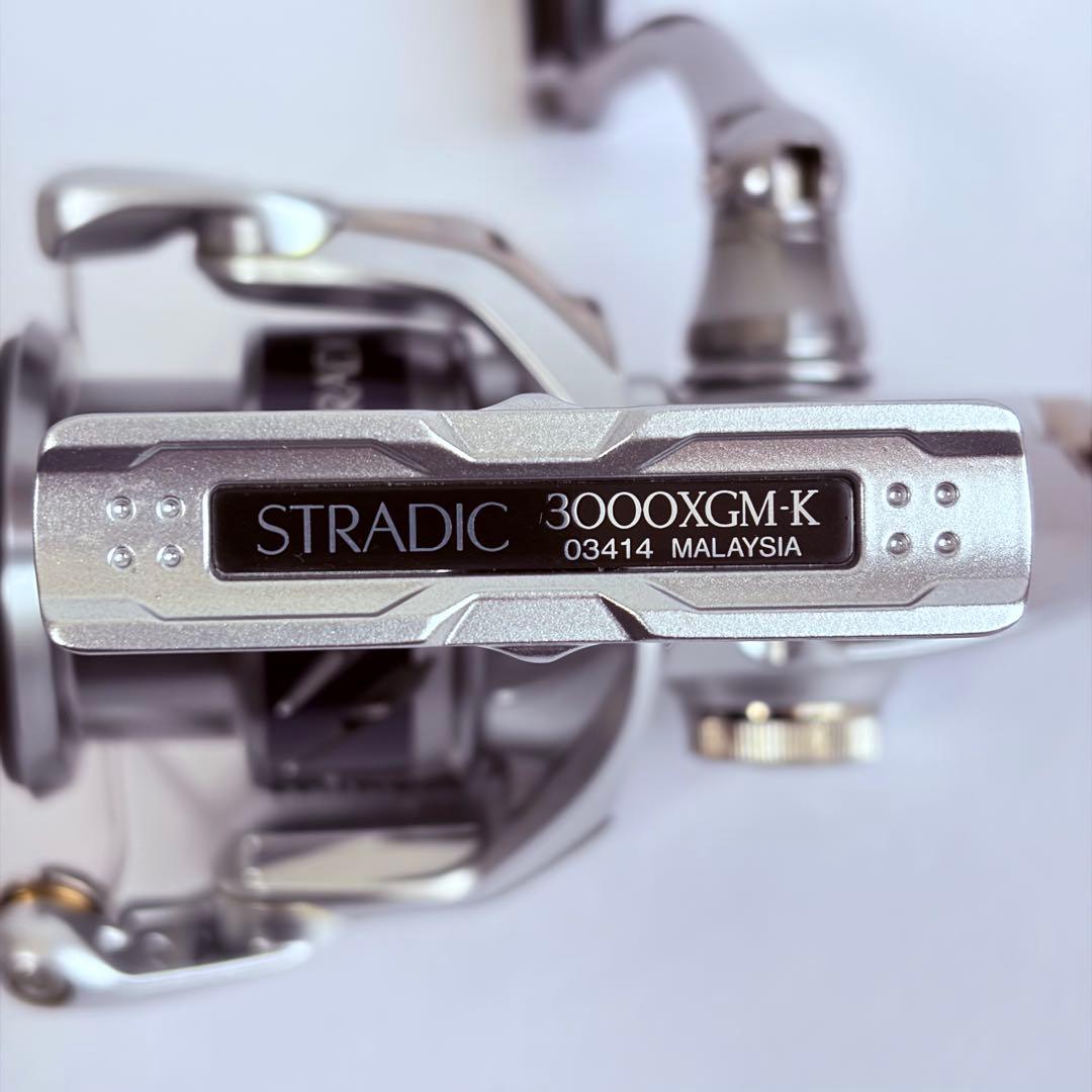 ［美品］シマノ スピニングリール STRADIC 3000XGM