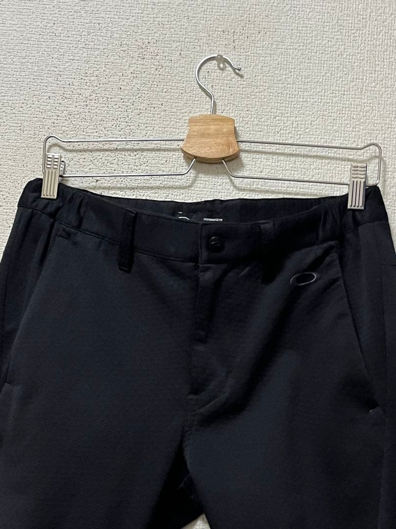 オークリーゴルフ　立体裁断　トラックパンツ　/M　ブラック　ストレッチ　ロゴ刺繍