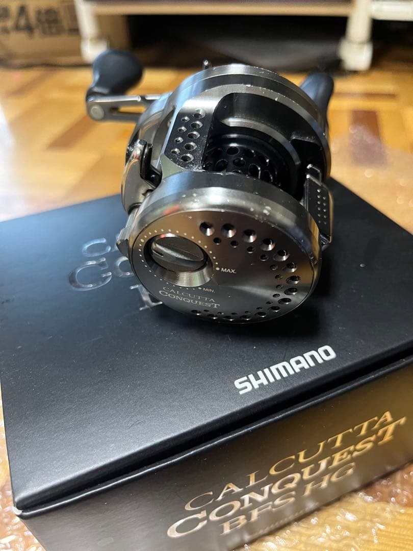 SHIMANO シマノ　17 CALCUTTA CONQUEST BFS HG