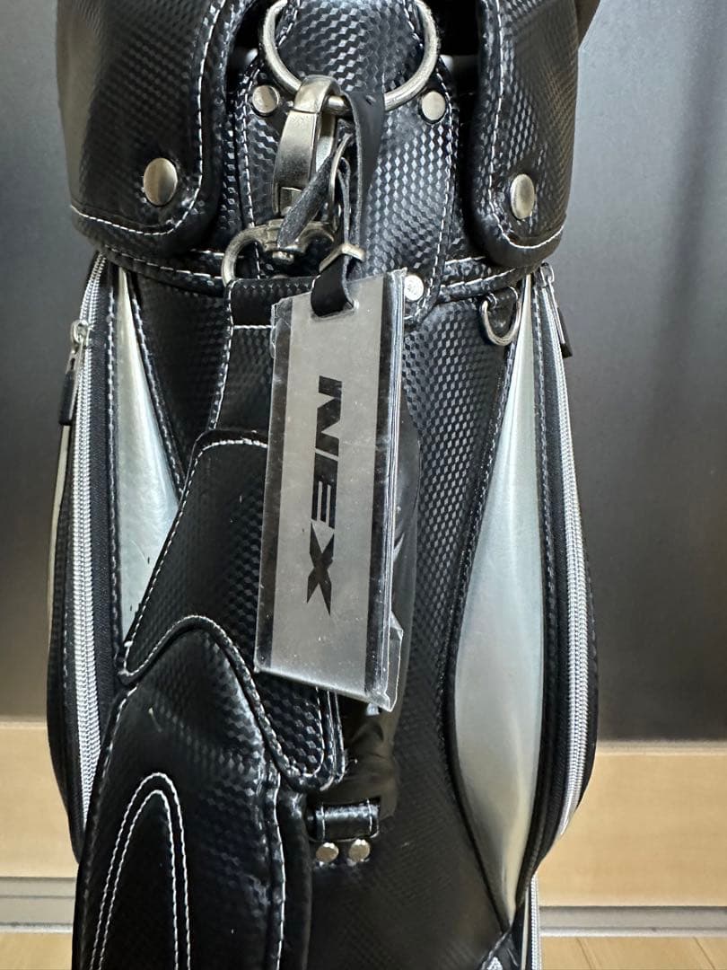 NEX ゴルフバッグ 合成皮革 黒/銀　中古