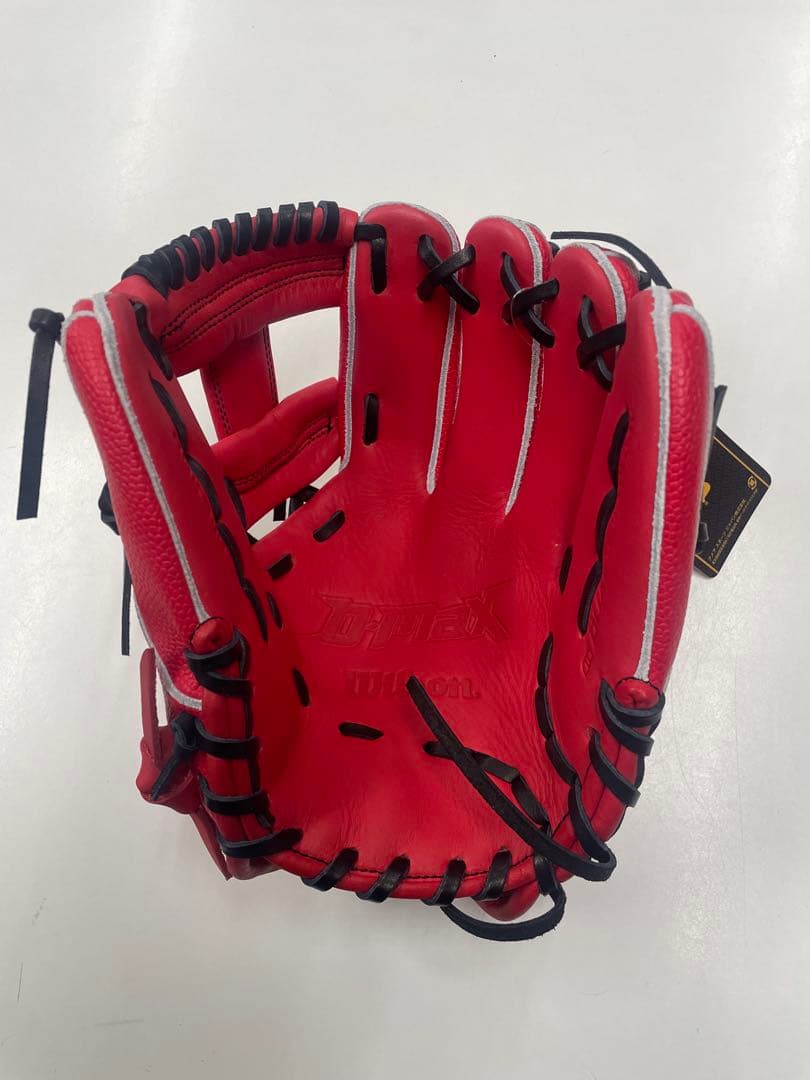 つ*よ様 新品 少年軟式用内野手用グラブ 右投用 レッドSS