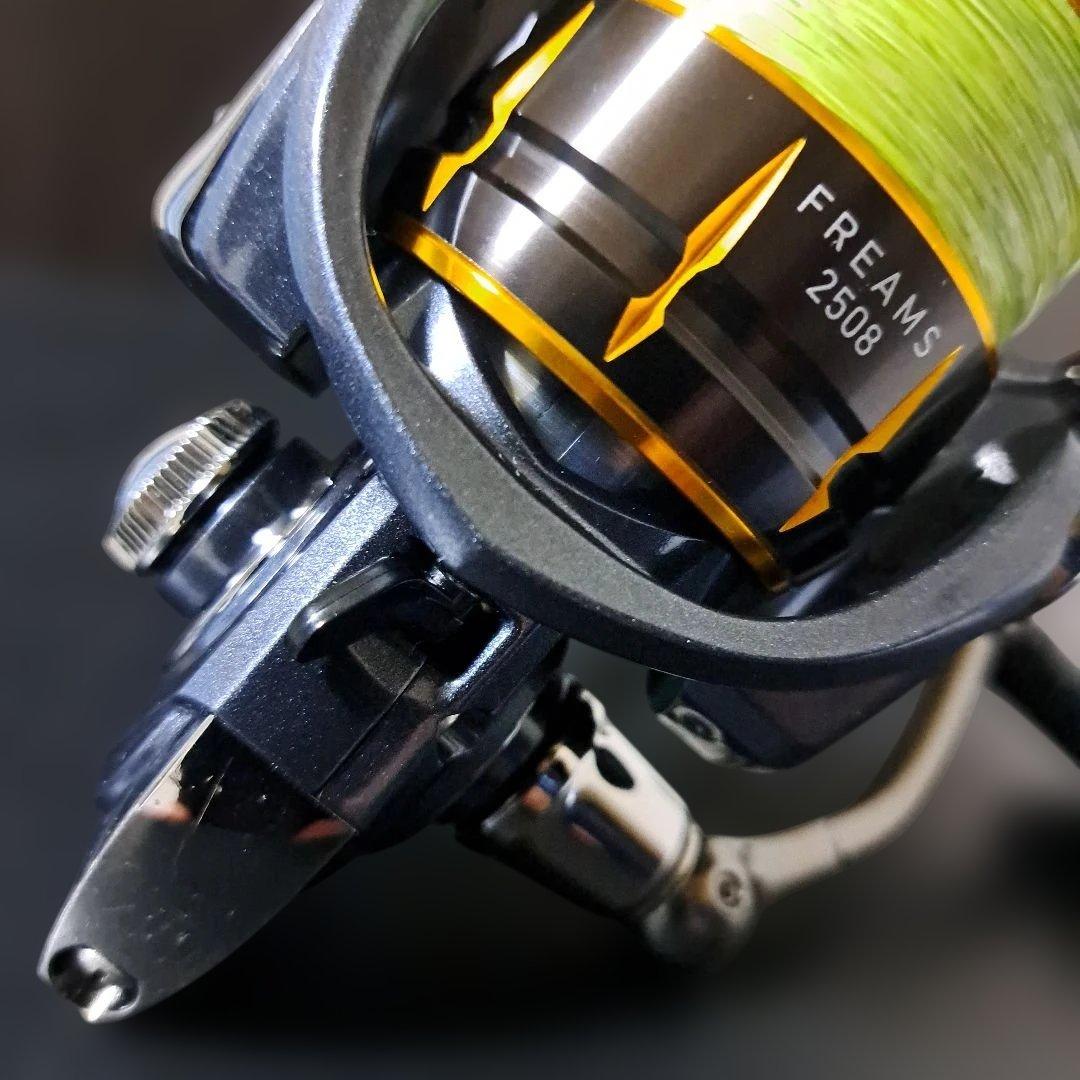 リール DAIWA 15 FREAMS 2508