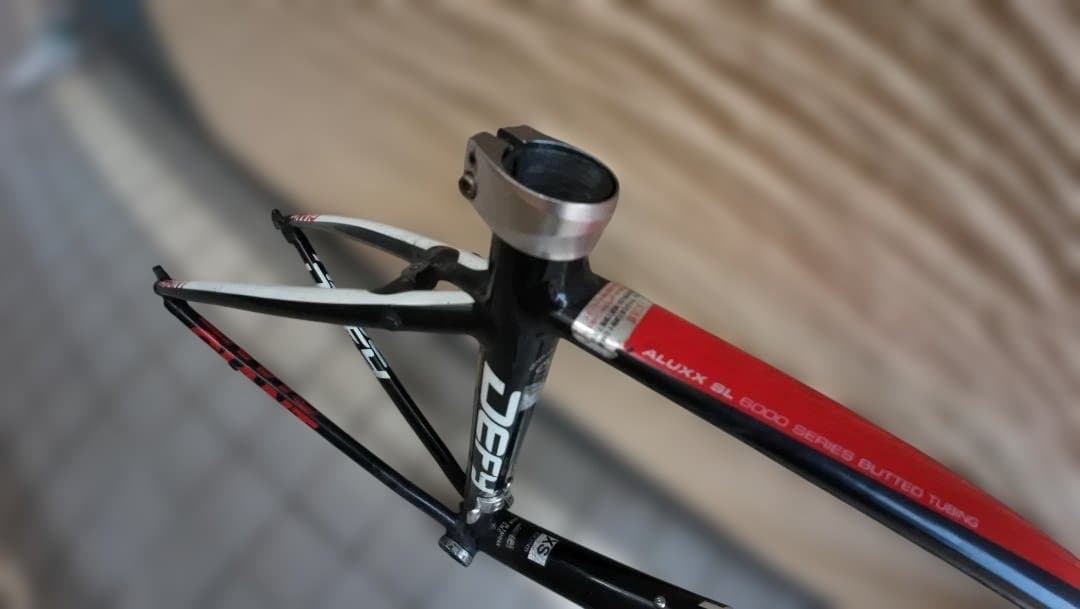 GIANT DEFY ロードバイクフレーム　BB付き　フォークのみカーボン