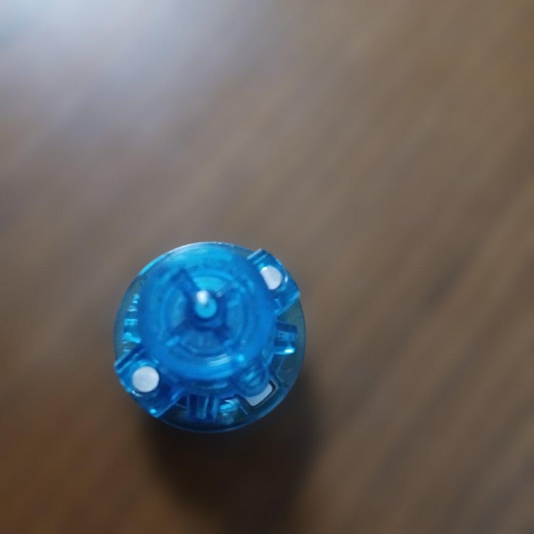 ベイブレードバースト 銀剥がし 非売品 当選品 　ウィザードファブニル　光龍