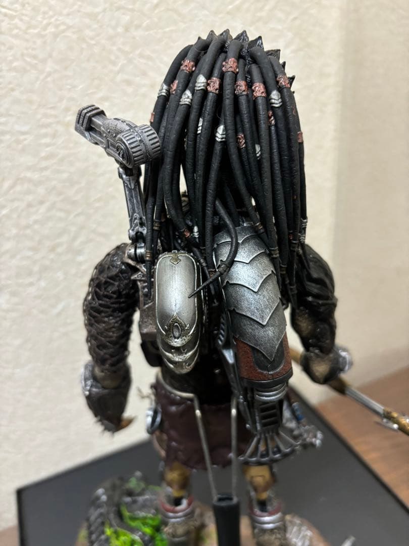 ホットトイズ　ウルフプレデター　フィギュア