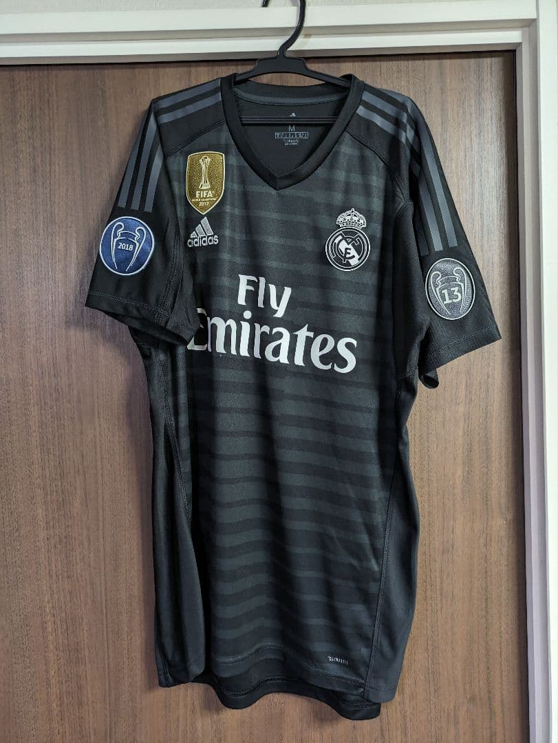レアルマドリード　ユニフォーム　アディダス