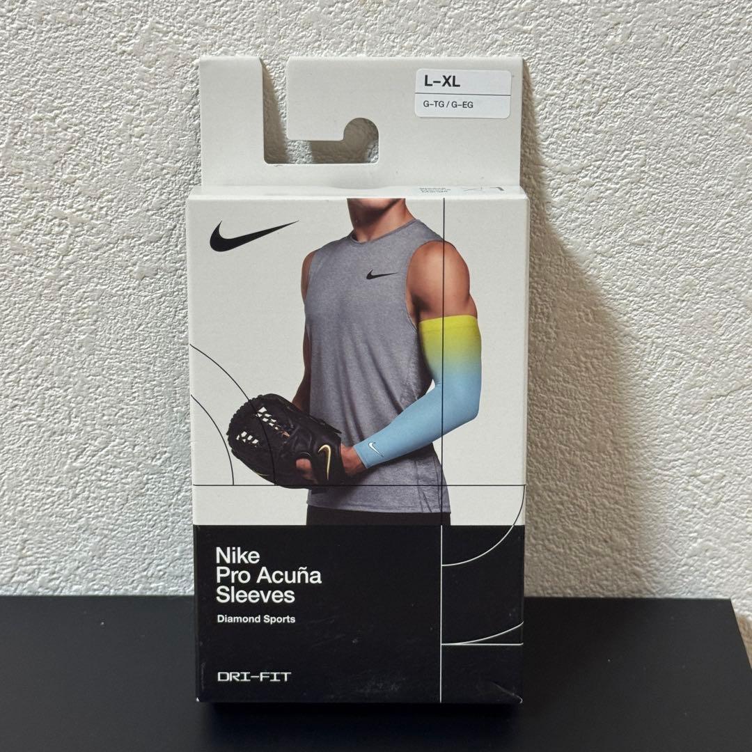 NIKE アクーニャJrモデル ブルー アームスリーブ L/XLサイズ