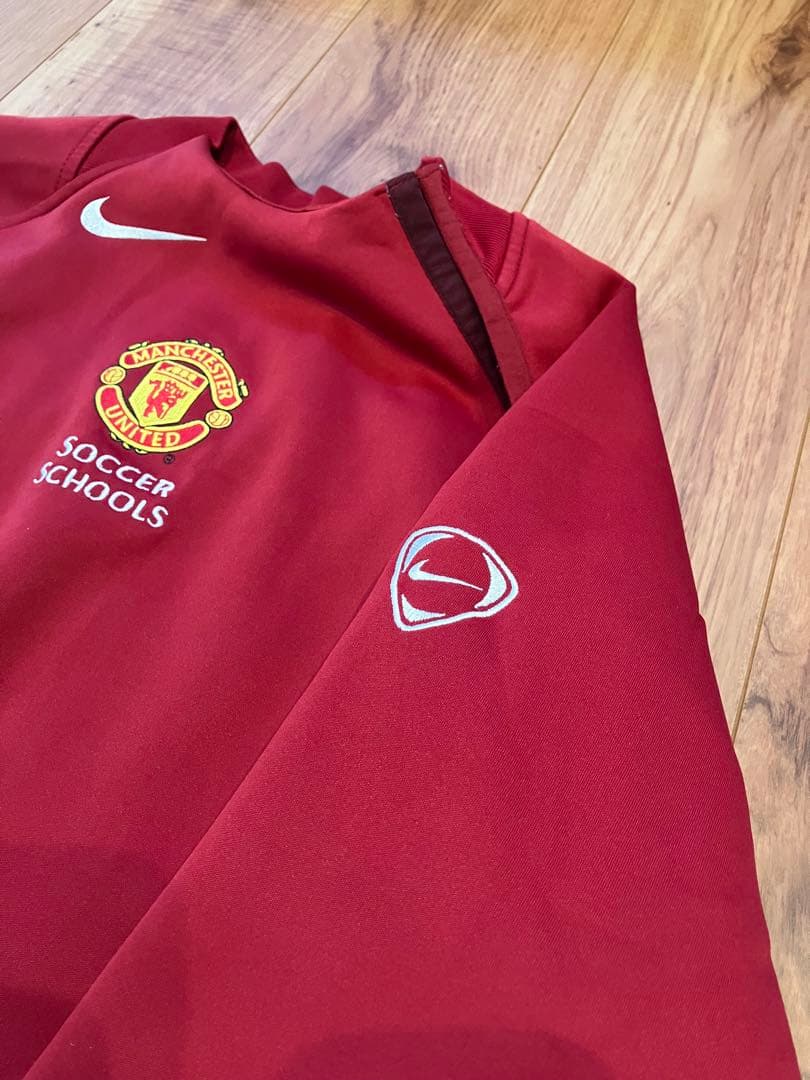 マンチェスターユナイテッド ナイキ Soccer Schools スウェット古着