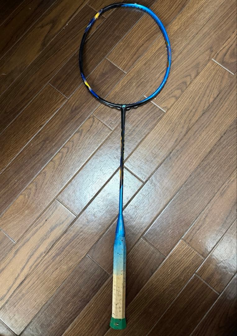 YONEX アストロクス77 4U5