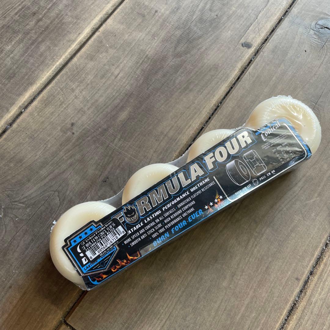 SPITFIRE FORMULA FOUR 56mm99A ウィール 4個入り