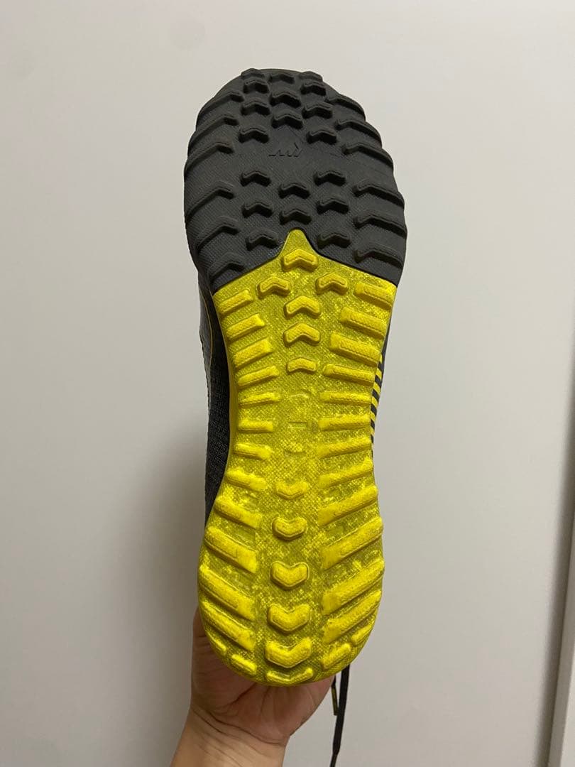Nike FLYKNIT マーキュリアル　フットサルシューズ