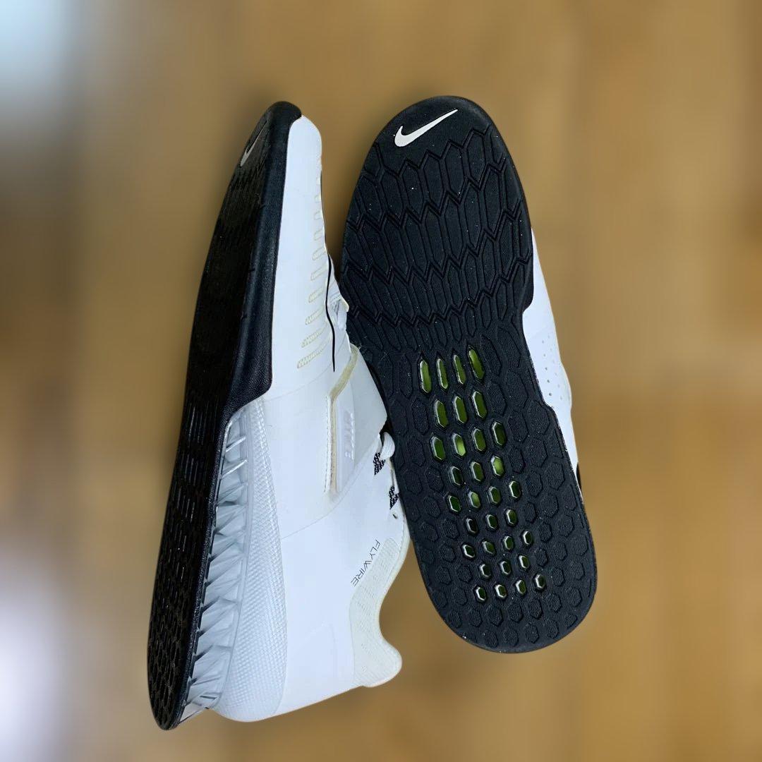 Nike トレーニングシューズ ホワイト/ブラック