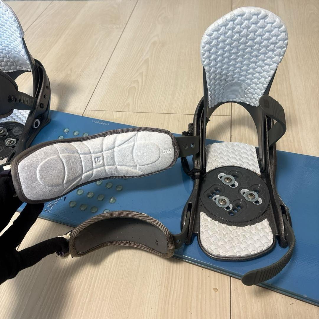 【良品】BURTON レディース スノーボード 3点セット 140㎝ 23.0㎝