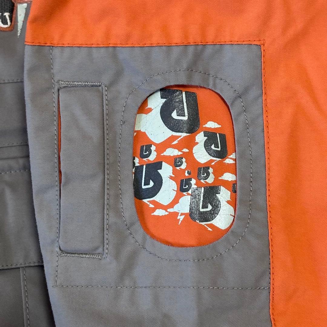 BURTONトップス&マンダリンダック 上下セットアップ スノーボードウェア Ｌ