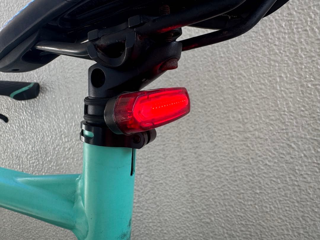 中古　Bianchi クロスバイク　C-SPORT 2 24段変速　送料込み