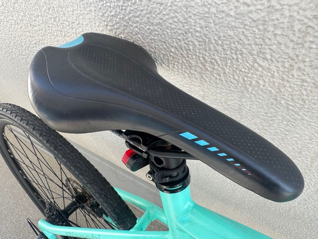 中古　Bianchi クロスバイク　C-SPORT 2 24段変速　送料込み
