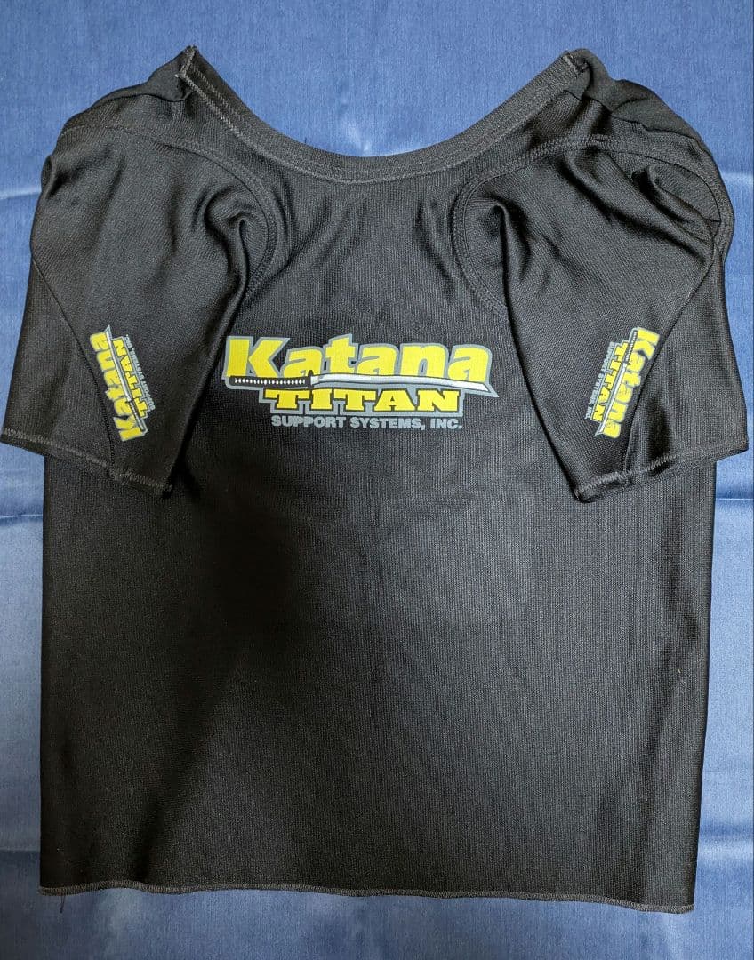 希少　タイタンベンチシャツ スーパーカタナSS50