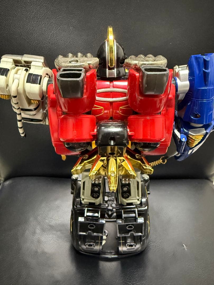 百獣戦隊 ガオレンジャー　ガオナイト