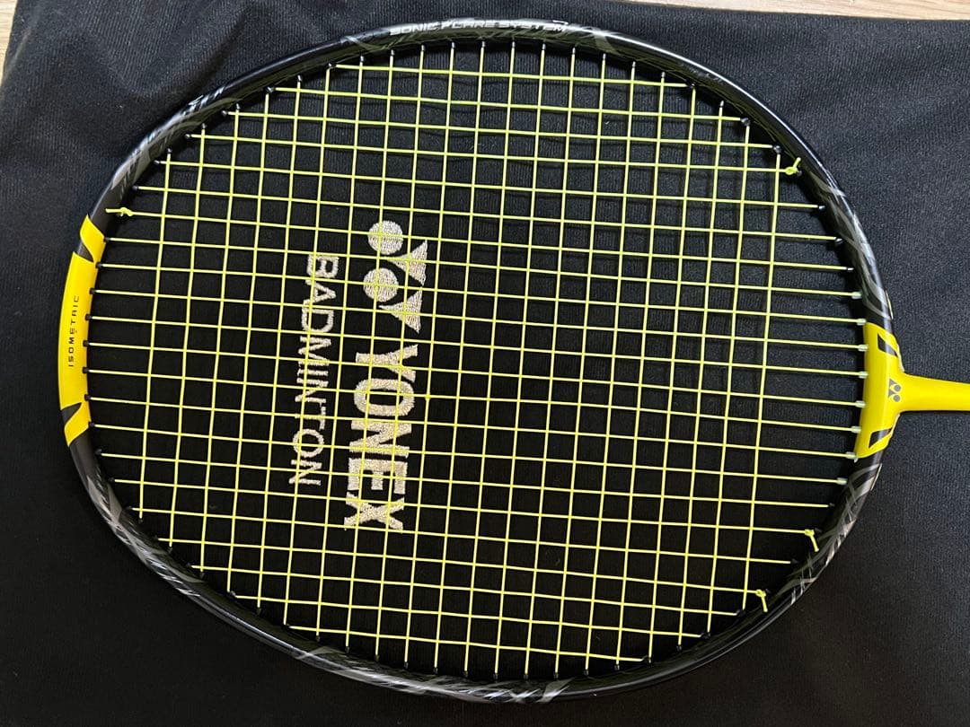 YONEX ナノフレア 1000z 4ug6