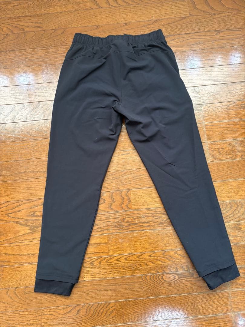UNDER ARMOUR STORMストレッチ　Lサイズ