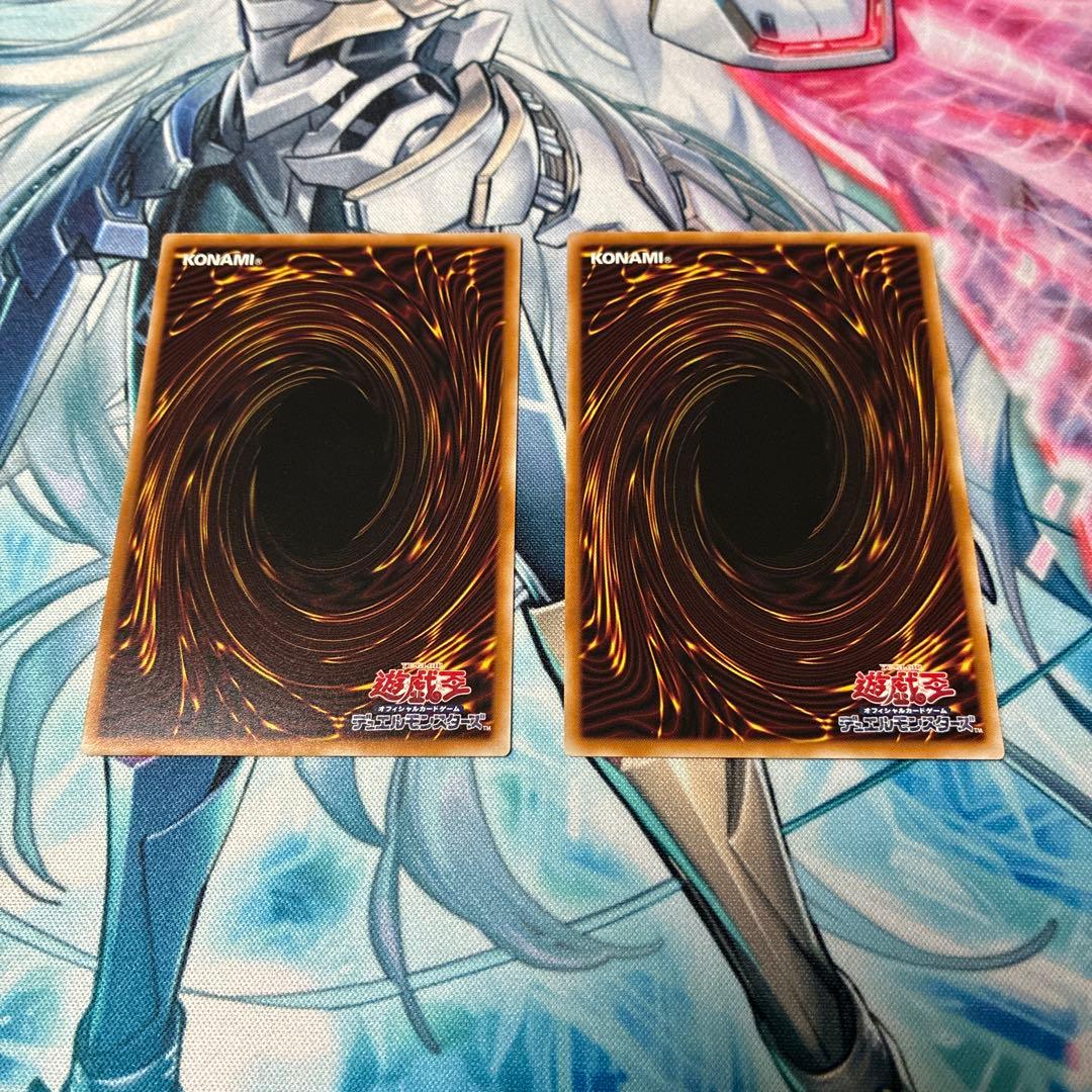 遊戯王　王のしもべブラックマジシャン　オーバーフレーム2枚
