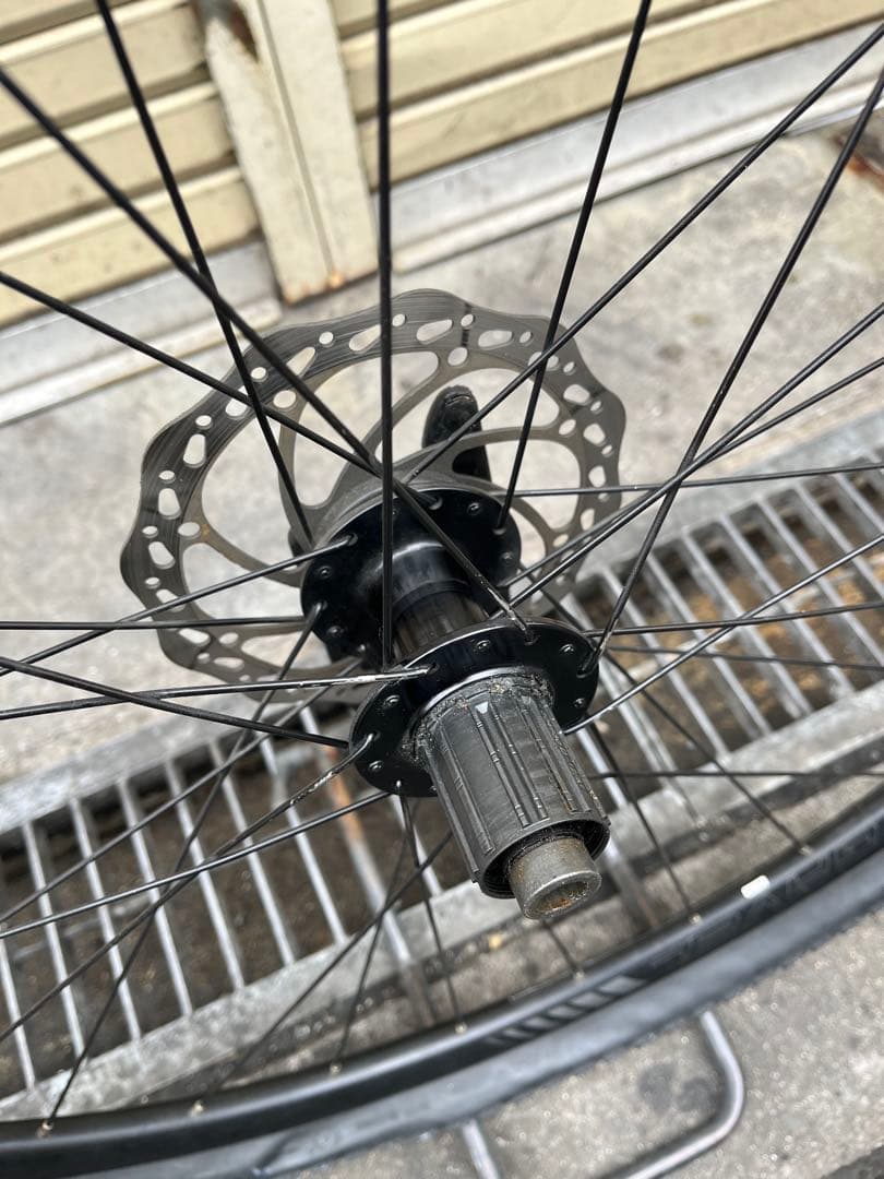 グラベルバイクの取外し品！スルーアクスルタイプの前後ホイール！ローター付き！