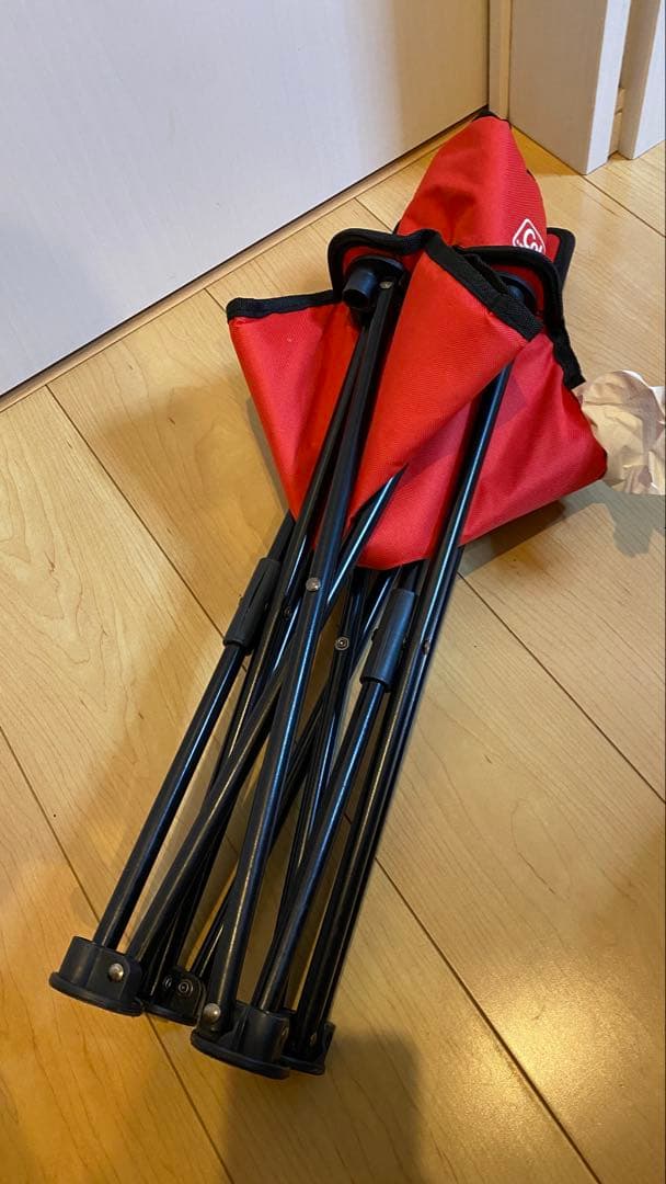 【美品】Colemanコンパクトクッションチェア レッド×ブラック4脚セット