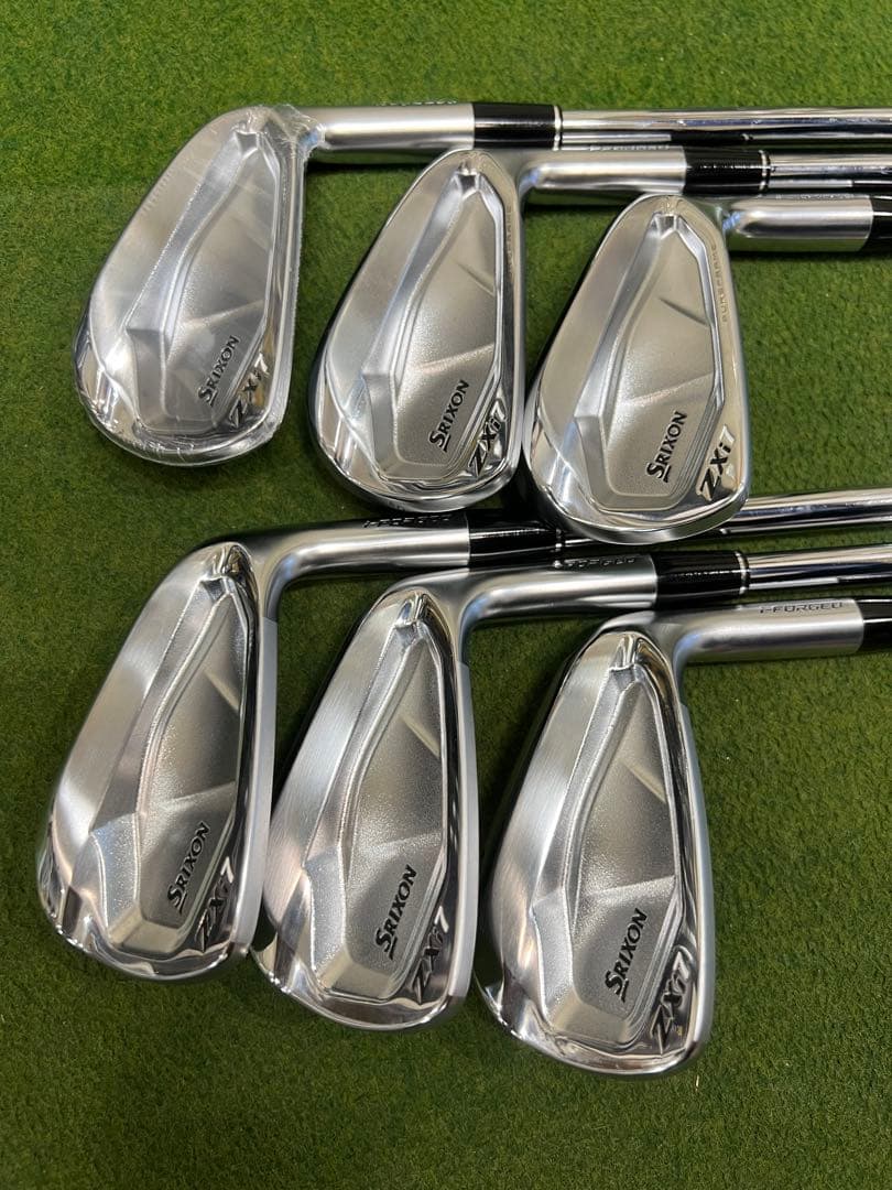 ほぼ新品・SRIXON・ZXi7・DG S200・5〜Pの6本セット