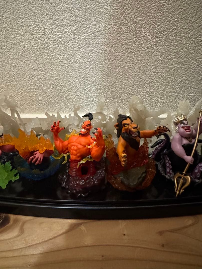 ディズニー　ヴィランズ　フィギュアセット
