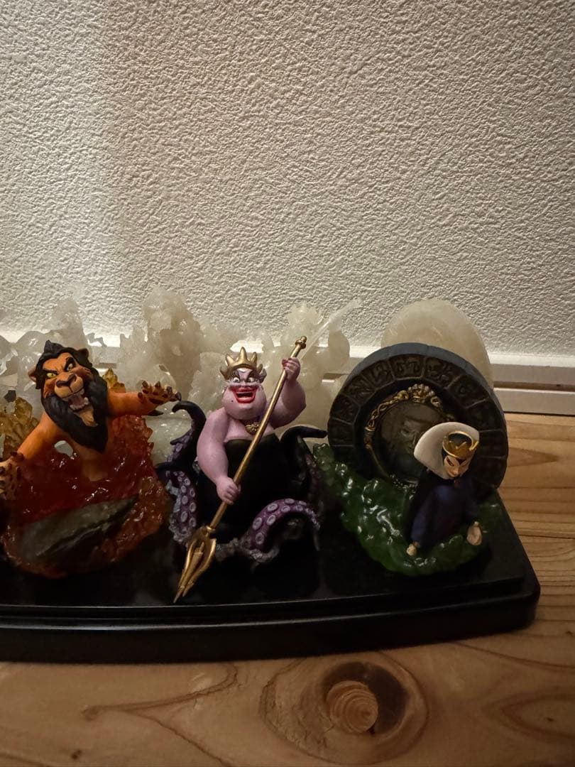 ディズニー　ヴィランズ　フィギュアセット