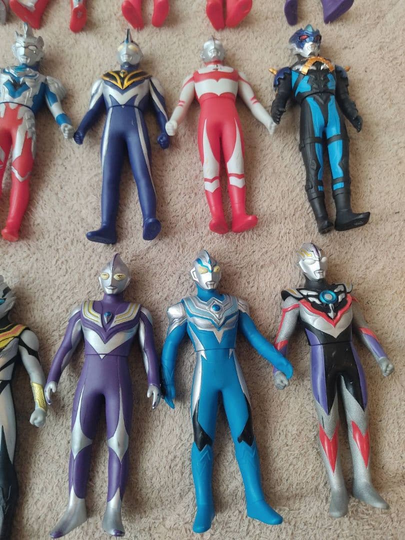 ウルトラマン ソフビ フィギュア 大量 まとめ売り 怪獣 宇宙人