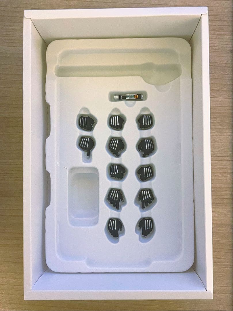 真骨彫製法　S.H.Figuarts 仮面ライダーファイズ　アクセルフォーム