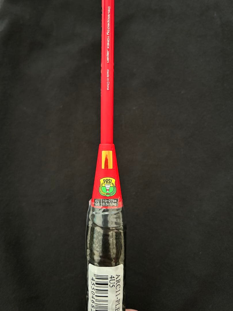 YONEX バドミントンラケット 赤/黒 専用ケース付き