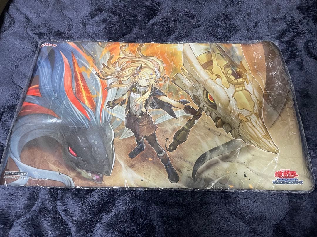遊戯王OCG プレイマット 白の聖女エクレシア