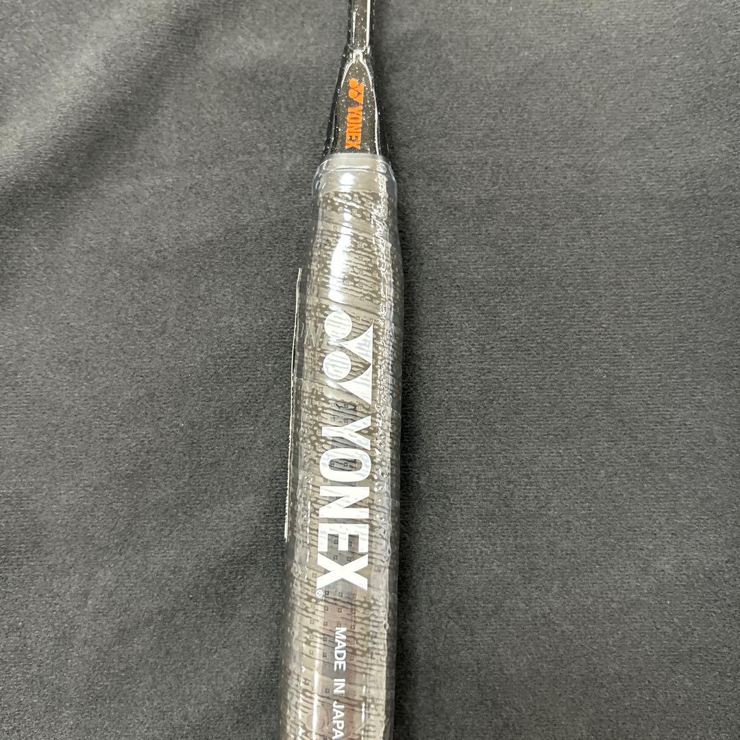 4ug5 アストロクス99プロ　新品未使用　ヨネックス　バドミントン　ラケット