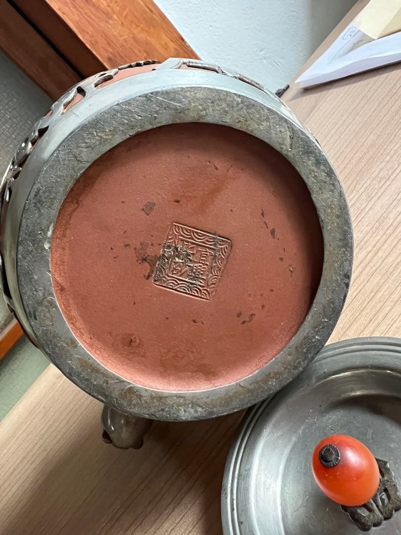中国宜興紫砂壺 錫包細工 魚龍紋 茶壺 急須 古玩 茶道具 アンティーク