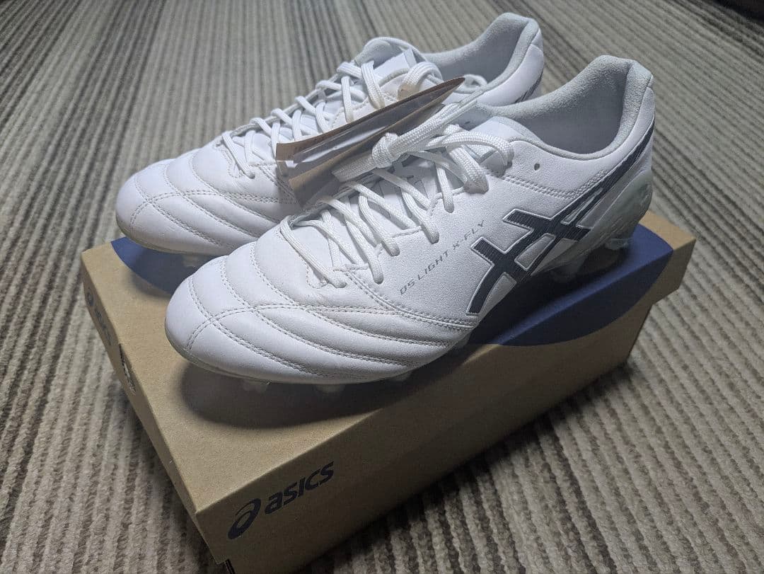 アシックス DS LIGHT X-FLY5 26センチ カンガルー