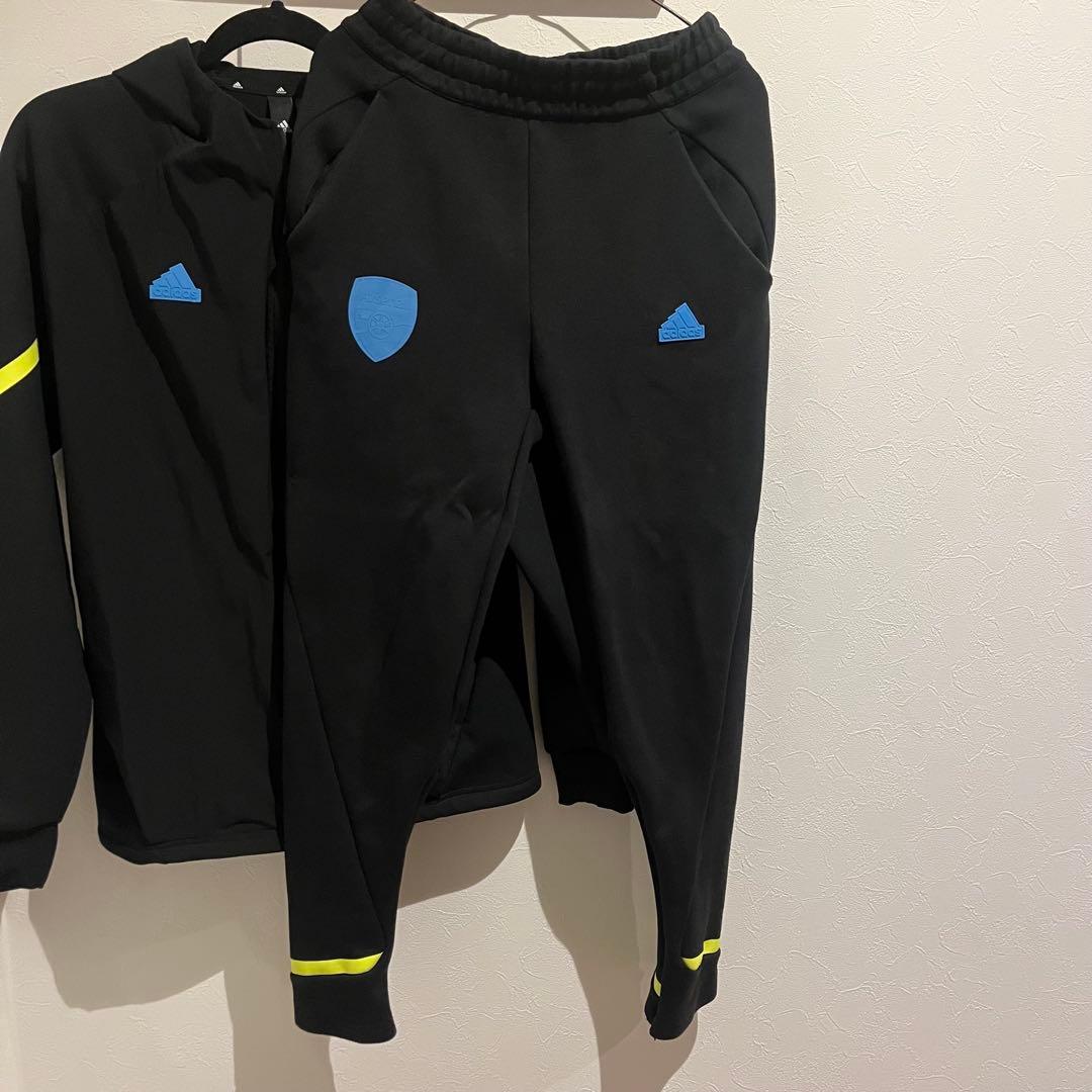アディダス　Arsenal 23-24 オフィシャルジャージセット