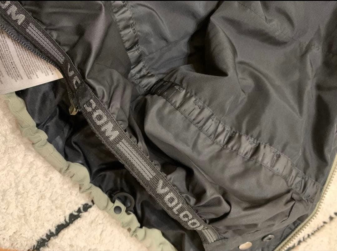 VOLCOM スノボージャケット Lサイズ