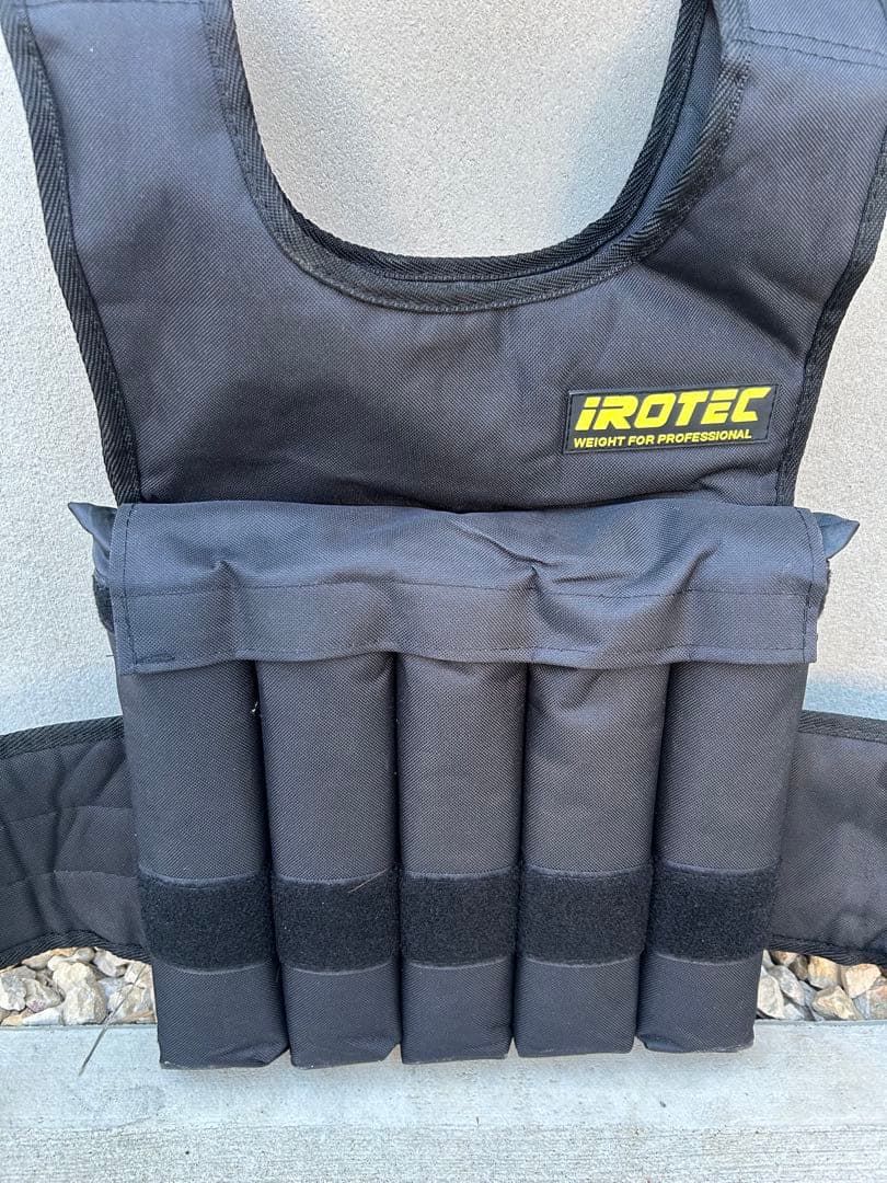 IROTEC アイロテック 黒　アジャストパワーウエイトベスト　20KG　荷重