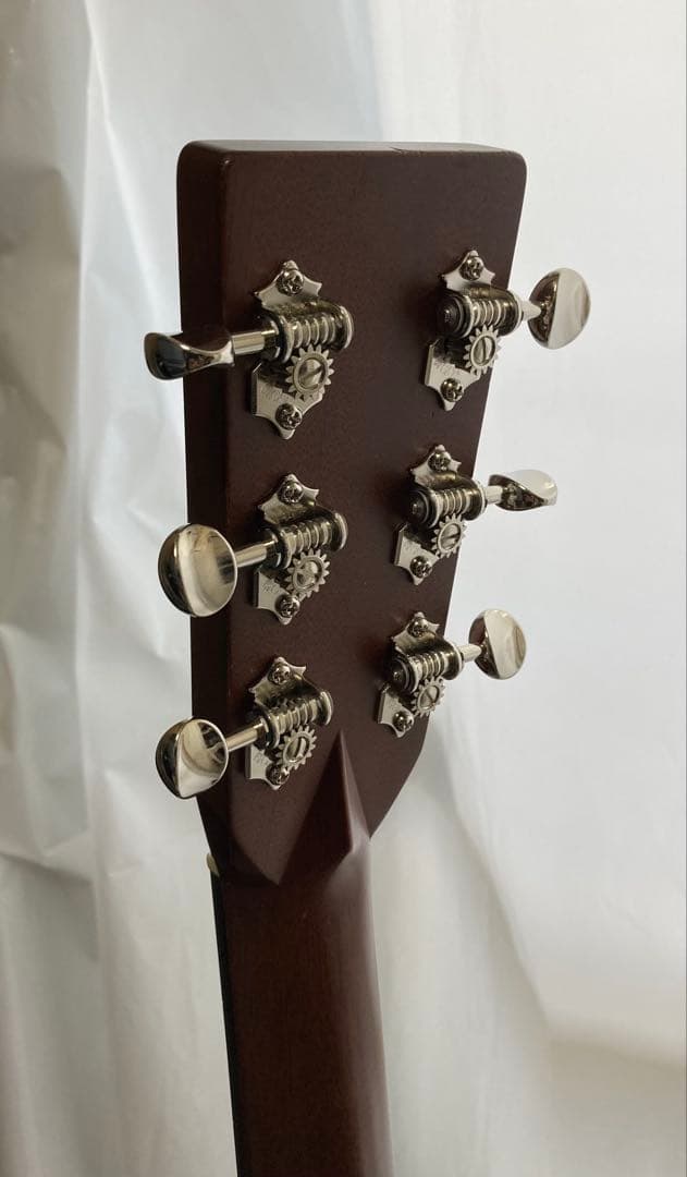 Martin HD-28V 2002年製　ブルーケース付属　送料込み！